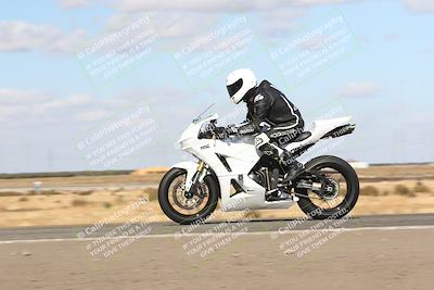 media/Nov-03-2024-TrackDaz (Sun) [[44580f4982]]/B Group/1220pm (Wheelie Bump)/